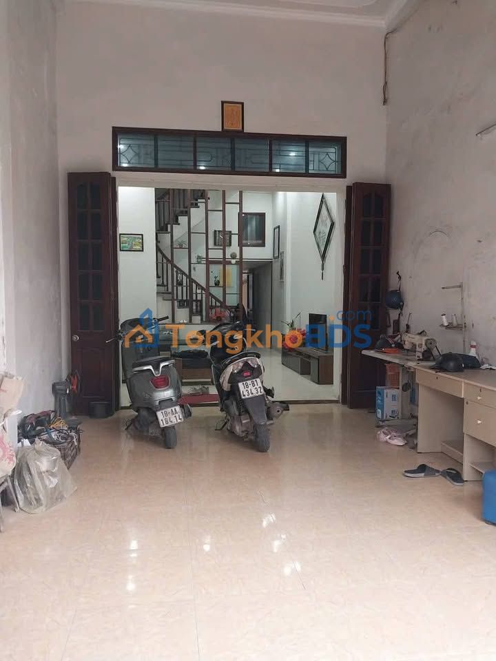 Nhà 2 Tầng Mặt Tiền Trần Huy Liệu, Nam Định - Kinh Doanh Đắc Lợi 93m²