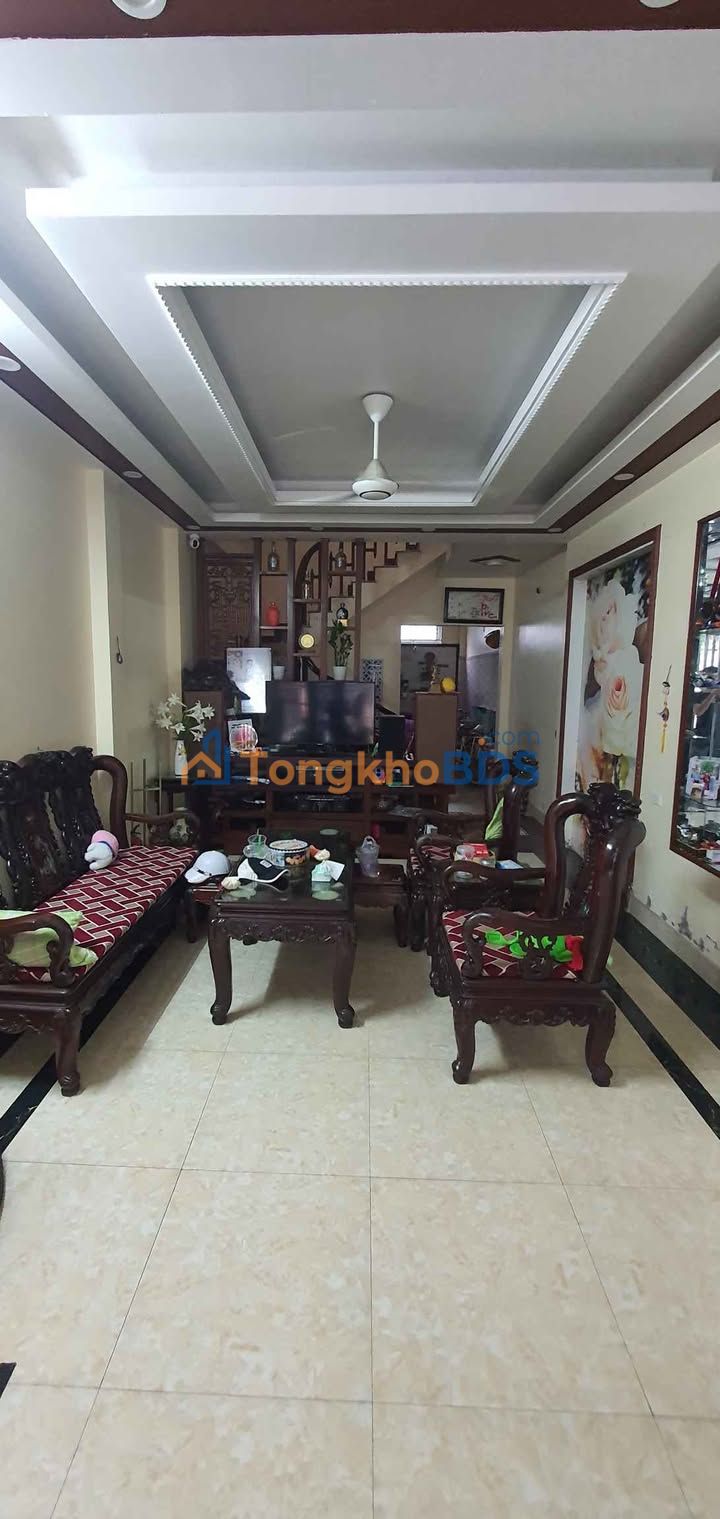 Nhà 3 Tầng Mặt Tiền 4m Đường Phạm Ngũ Lão, Nam Định - Giá 3.75 Tỷ