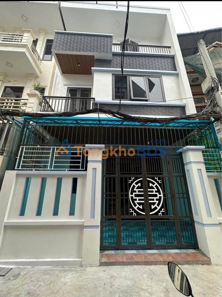 Nhà 79m² 3.5 Tầng Ngõ Đường Kênh - Gần KĐT Hòa Vượng, Nam Định