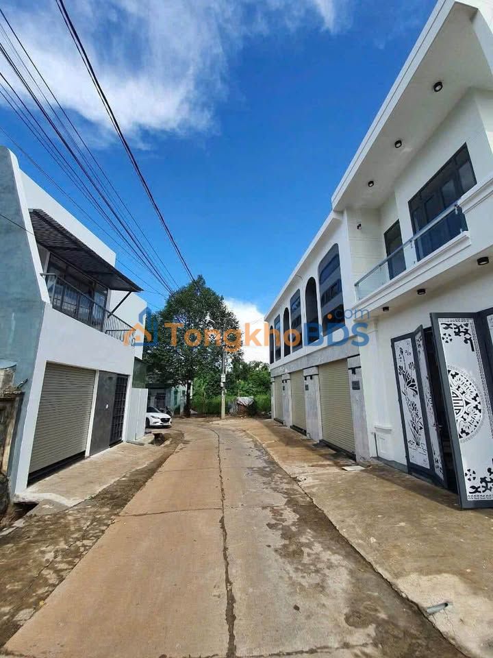 Nhà 79.8m² Đinh Tiên Hoàng, Đắk Lắk - Sổ hồng riêng, giá 3.75 tỷ