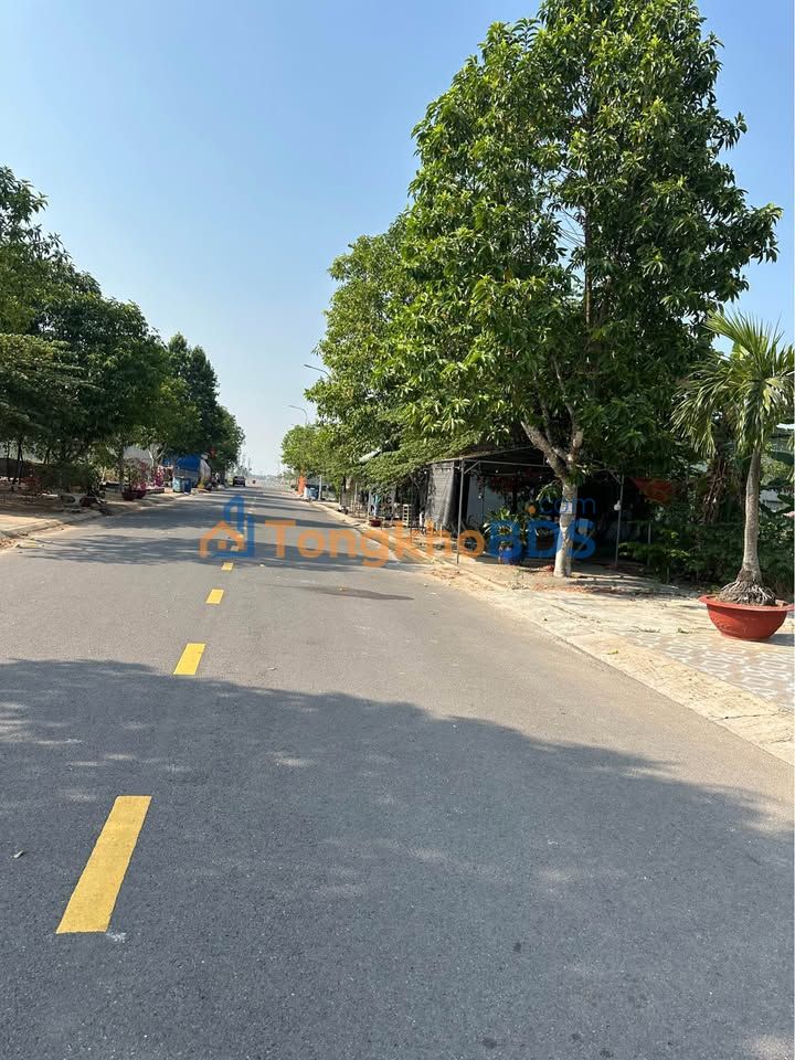 Đất nền VISIP2, Thủ Dầu Một - 150m² Kinh doanh đắc địa, giá 2.1 tỷ