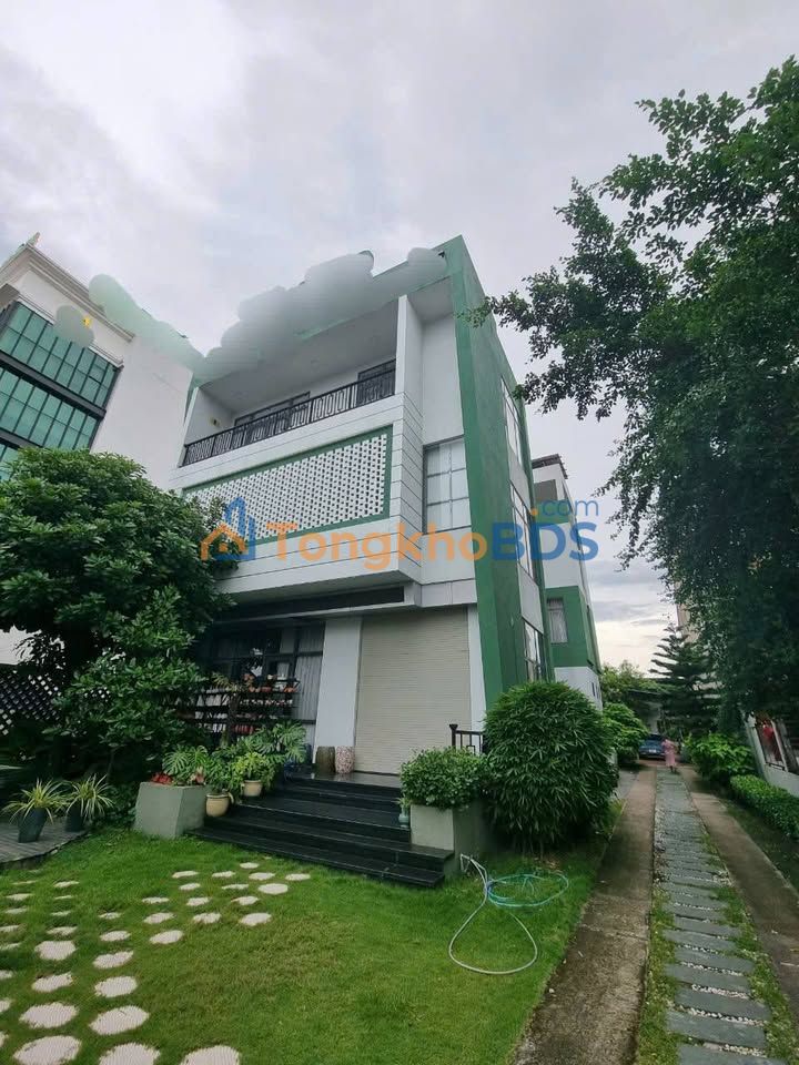 Cho thuê Tòa nhà Văn phòng Mặt tiền Thủ Dầu Một - Kinh doanh Đắc lợi