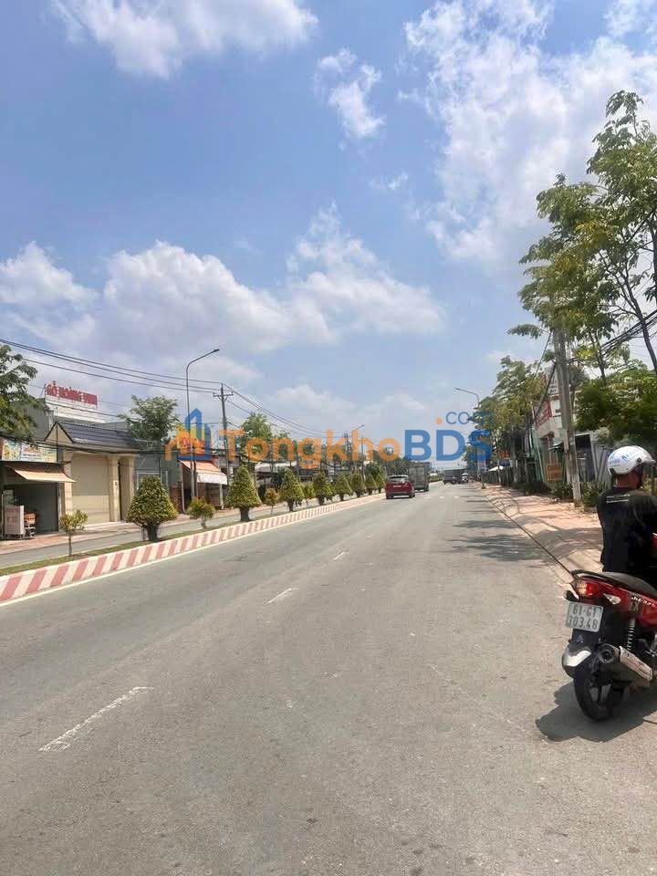 Mặt Tiền Huỳnh Văn Lũy, TDM - 599m² Kinh Doanh Đa Ngành - Giá 12.5 Tỷ