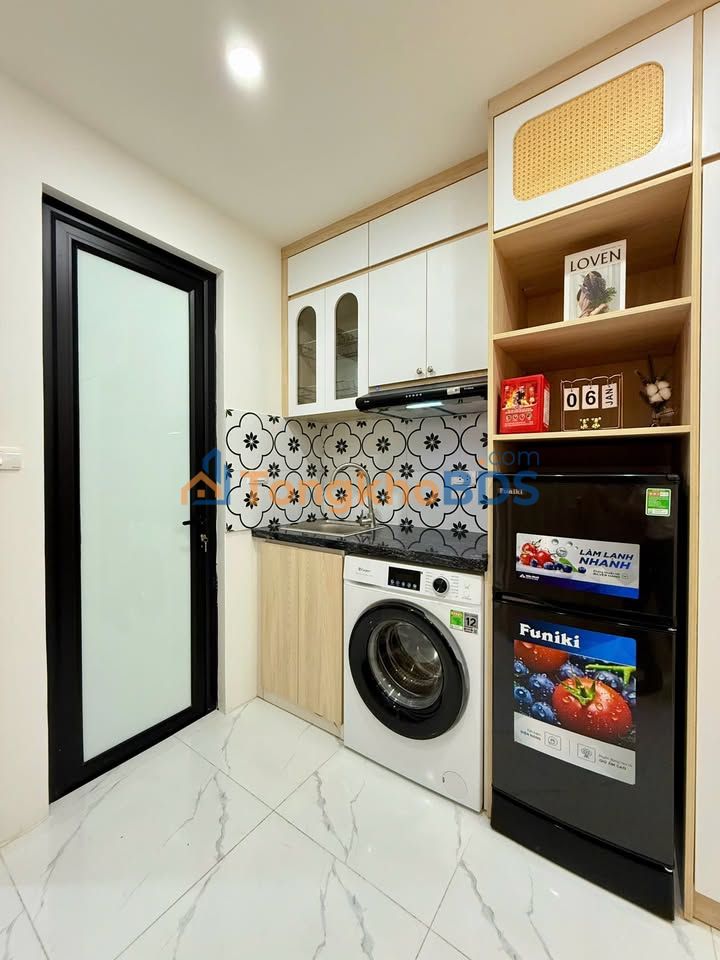 Cho thuê Căn hộ dịch vụ Nguyễn Ngọc Vũ, Cầu Giấy - 70m² x 7 tầng, 15PN khép kín