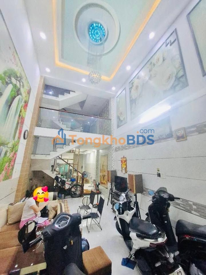 Nhà 5 Tầng 60m² Lê Văn Quới, Bình Tân - Giá 6,x Tỷ