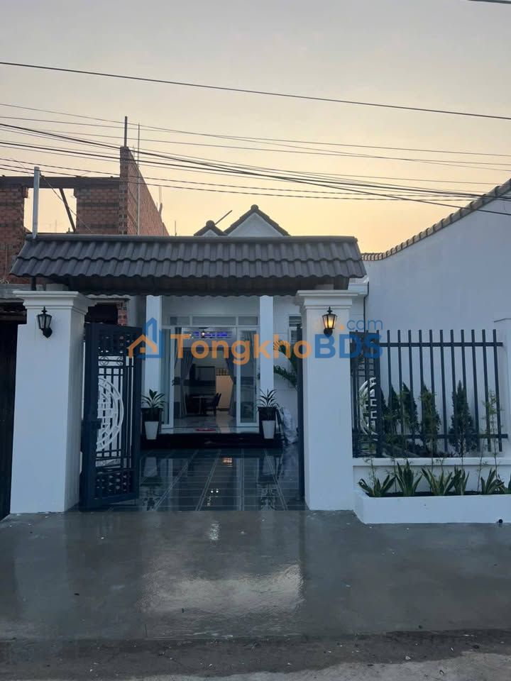 Nhà Ngô Quyền Tây Ninh 176m² - Sổ Hồng Sẵn Sàng, Tặng Full Nội Thất