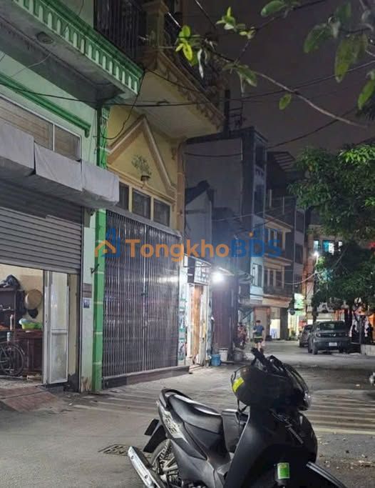 Nhà 5 tầng mặt tiền Hữu Hòa, Thanh Trì - 33m² kinh doanh đỉnh, 6.5 triệu/tháng