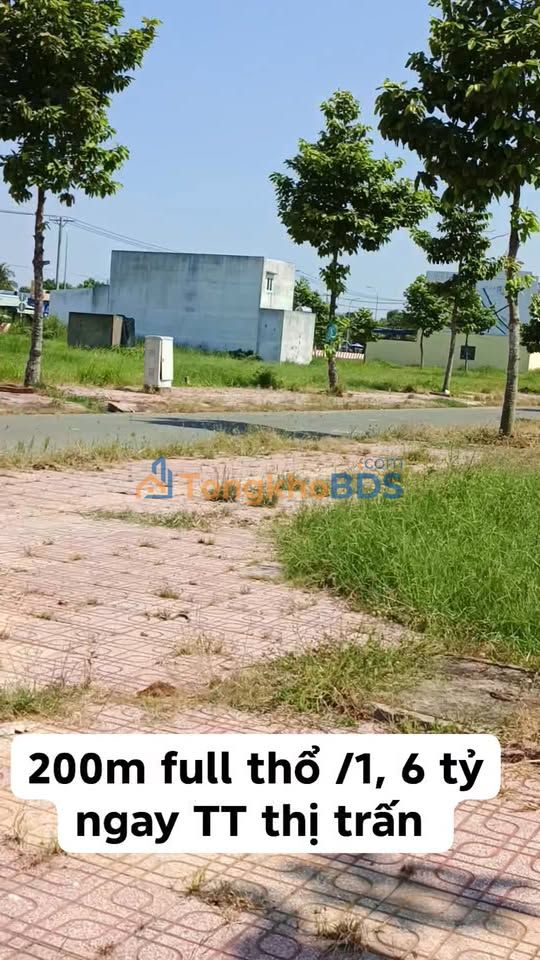 Đất nền Thị trấn Thủ Thừa 200m² 0.9 tỷ - Sổ đỏ chính chủ