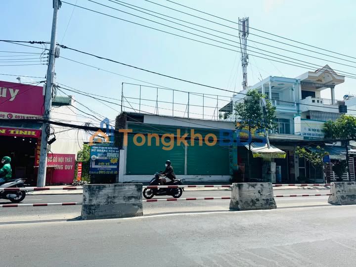 Nhà phố Lê Hồng Phong Khánh Vĩnh 206m² 18,189 tỷ - Mặt tiền kinh doanh