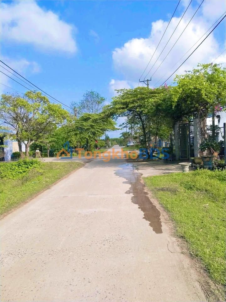 Bán Đất 140m² Đối Diện CF Eva, Đồng Hới - Giá 480 Triệu