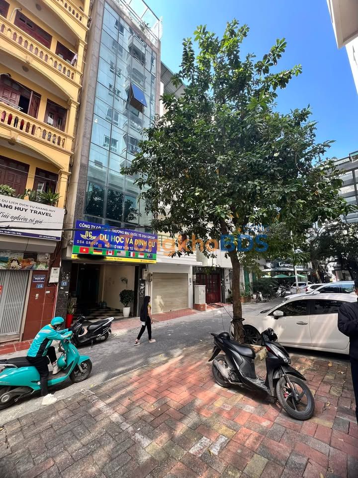 Tòa Văn Phòng Nguyễn Thị Định, Cầu Giấy - 6 Tầng, 65m², 33.8 Tỷ