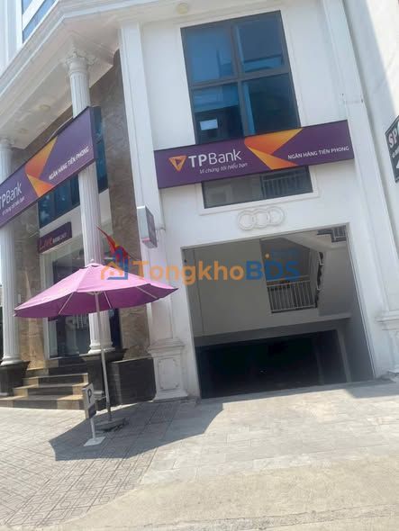 Nhà 3 Lầu Mặt Tiền Dĩ An - Kinh Doanh Đỉnh Cao, Thu Nhập 76 Triệu/Tháng