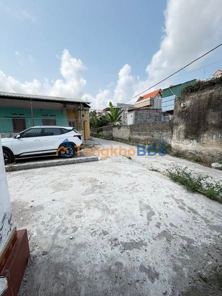 Nhà Mái Bằng 240m² Thôn Cầu Xe, Hải Dương - Giá Tốt, Vuông Vắn