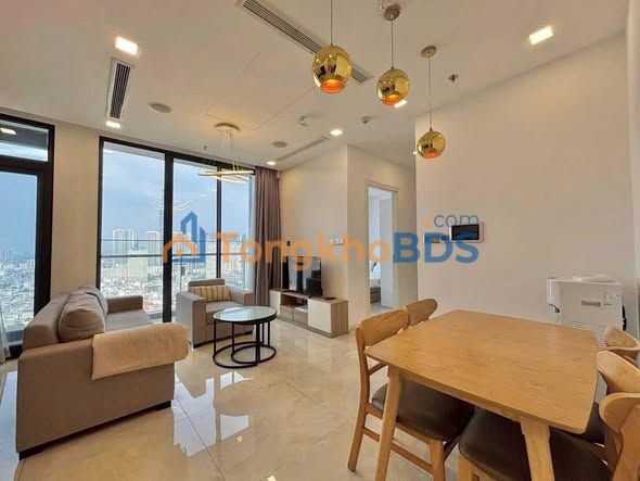 Chuyển nhượng Căn hộ Vinhomes Golden River 72m² - View Landmark 81