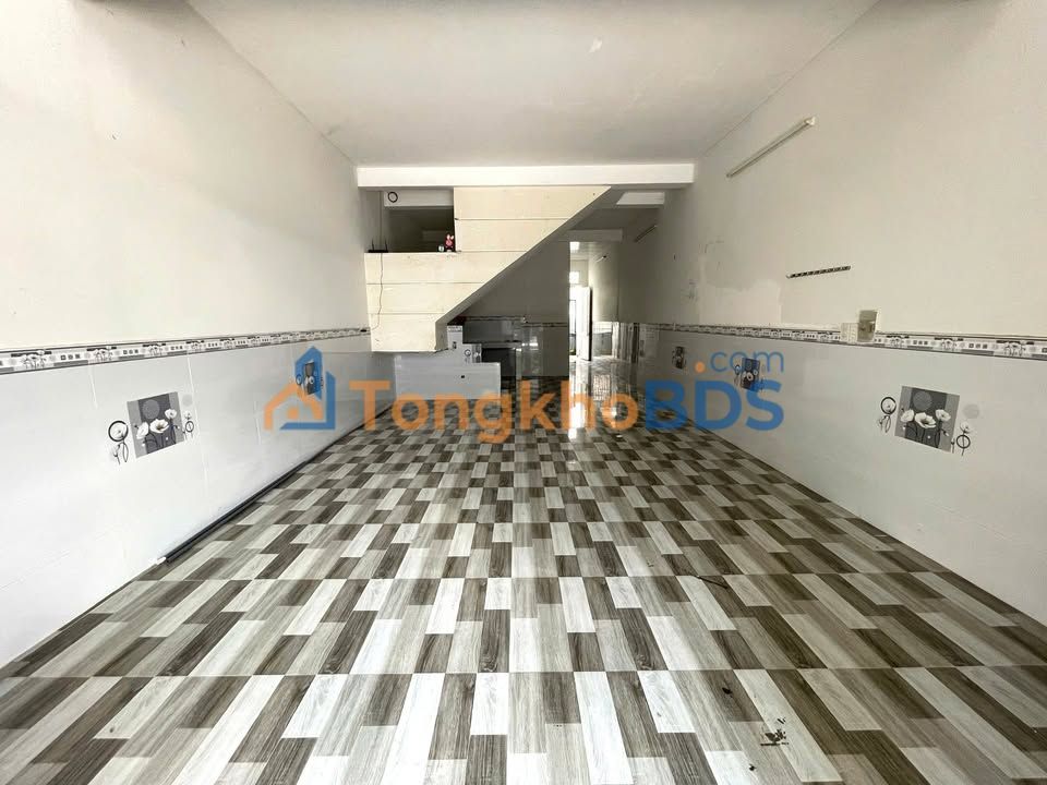 Nhà Trệt Lầu Trục Chính KDC Hoàng Quân, Cần Thơ - 5 Triệu/Tháng