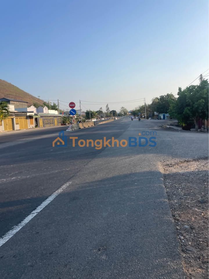 Đất Mặt Tiền QL1A Phan Thiết 1300m² - Ngang 55m, Giá Đầu Tư 3.5 Tỷ