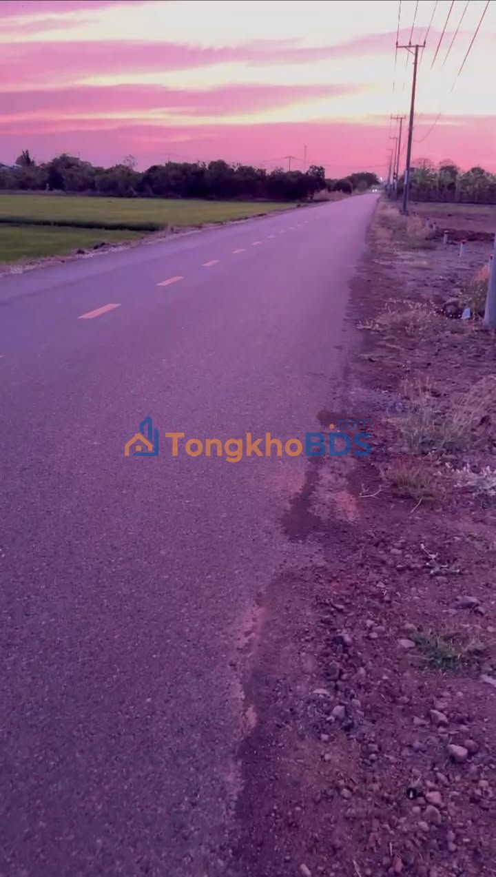 Đất Nền Mặt Tiền Sổ Sẵn Long Tân - Giá Rẻ 7xx Triệu/220m²