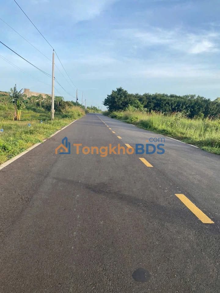 Bán Đất Vàng 7140m² Mặt Tiền 992 Châu Đức - Sổ Đỏ 100m² Thổ Cư - Giá 2.1 Tỷ