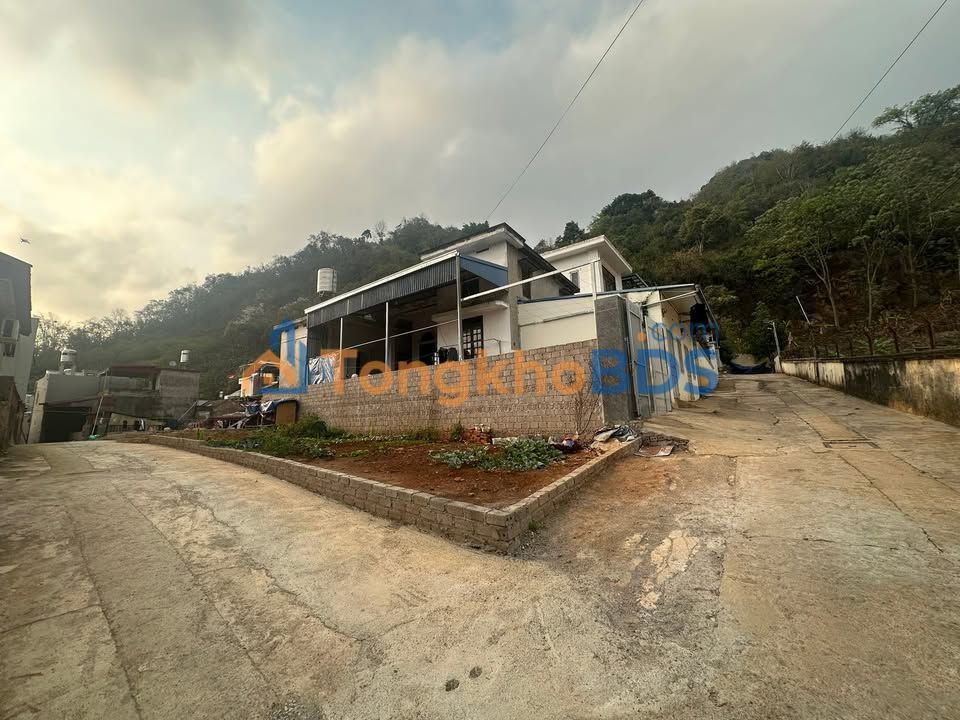 Đất Lô Góc Mộc Châu 100m² - Kinh doanh/Đầu tư sinh lời