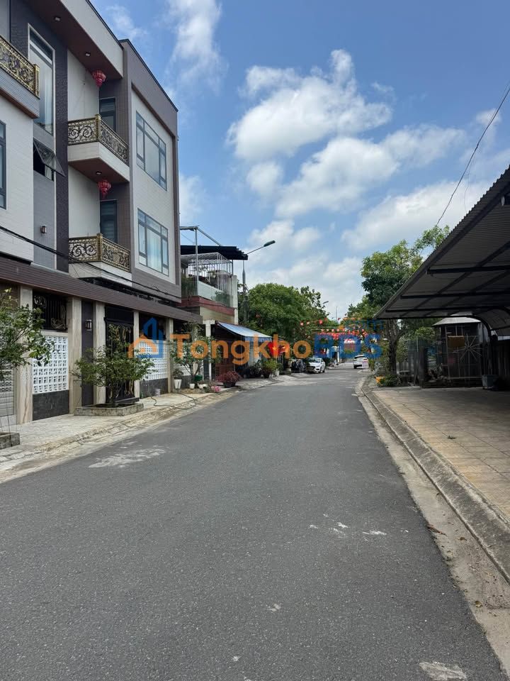 Đất Vàng Tam Kỳ 90m² - Ngay Quảng Trường, Đường 11.5m - Sổ Đỏ Sẵn Sàng