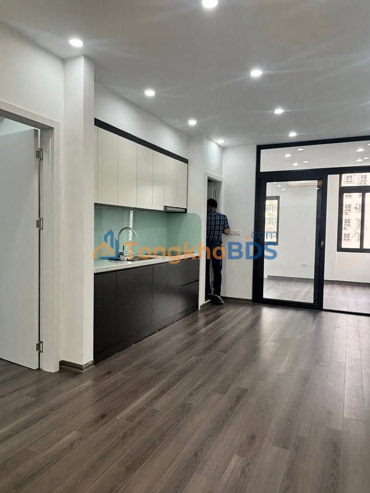 Bán Gấp Căn Hộ 60m² Chung Cư B6a Nam Trung Yên, Cầu Giấy - 5 Tỷ