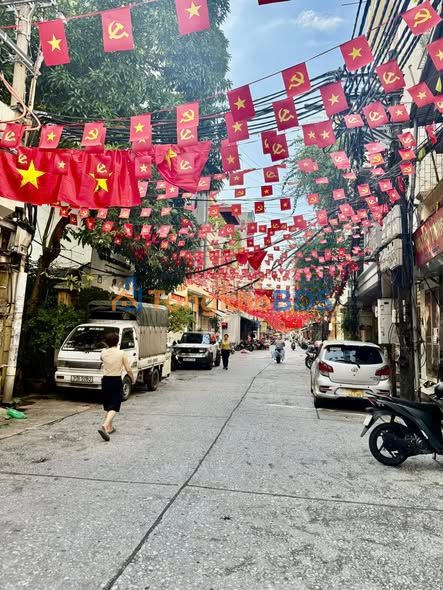 Nhà Phân Lô Kinh Doanh 60m² Phúc Tân, Hoàn Kiếm - Ô Tô Vào Nhà