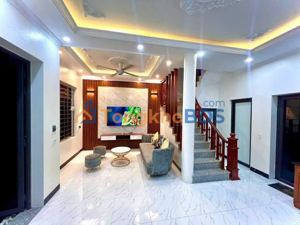 Nhà 2 Tầng Lê Hồng Phong Nam Định - 60m² Giá 1.85 Tỷ