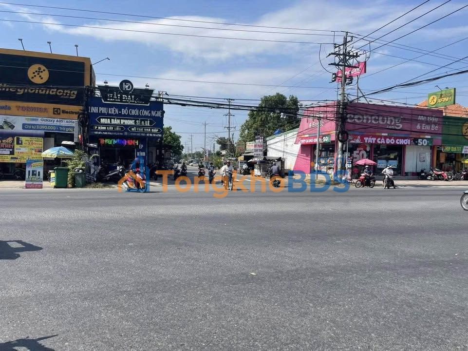 Đất Vàng Gò Dầu - 1200m² Mặt Tiền Kinh Doanh, Sẵn Sàng Xây 80 Phòng Trọ KCN Phước Đông