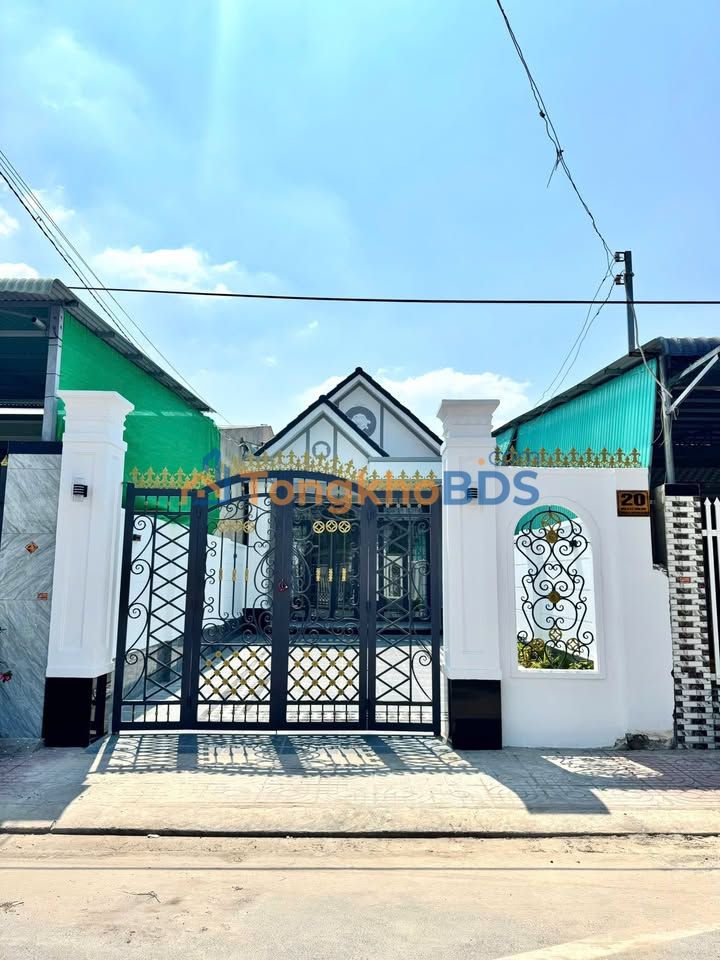 Nhà Mái Thái 160m² Hướng Đông - Kinh Doanh Đắc Lợi Tại Tây Ninh