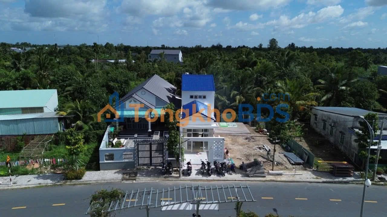 Nhà Trệt Lửng 3PN Sổ Hồng Thổ Cư - Cần Thơ, Sân Đậu Ô Tô View Sông