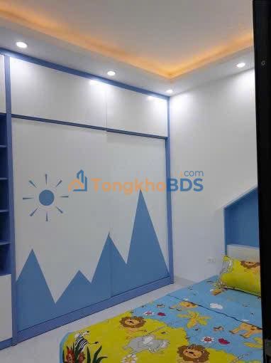 Nhà 5PN, 160m², 4 Tầng Đường Tăng Thiết Giáp, Bắc Từ Liêm - Giá 12.5 Triệu/Tháng