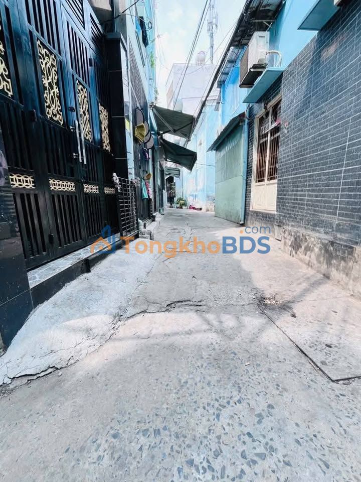 Nhà 100m² Quận 8 - Chia 2 Căn, Vừa Ở Vừa Cho Thuê, 5.x Tỷ