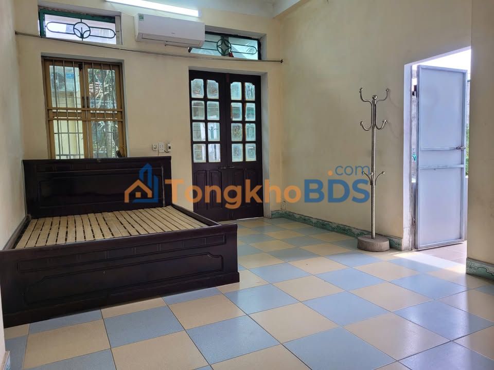 Nhà 3 Tầng Đường Trần Lãm, Tiền Hải - Rộng Rãi, Giá 2.5 Triệu/Tháng