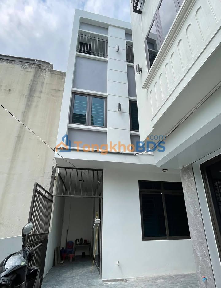 Bán nhà 4 tầng Phường Trần Lãm, Hưng Yên - 160m², Gần Trường Chuyên