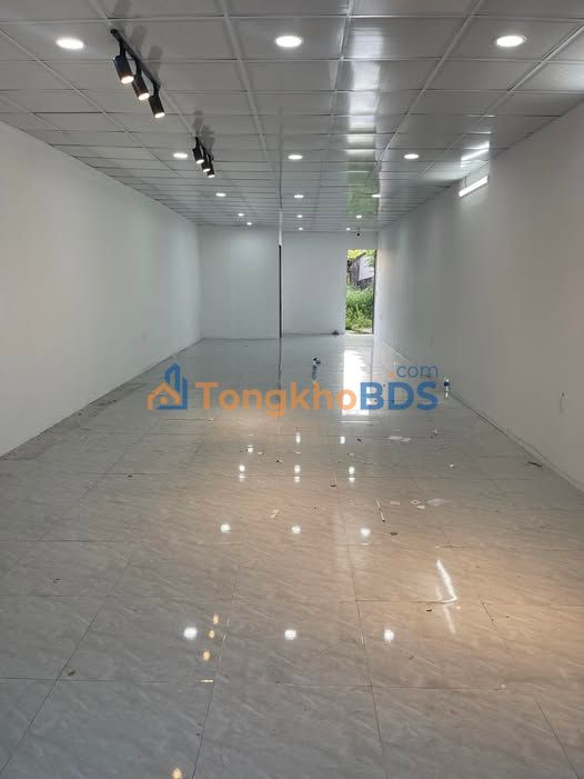 Mặt bằng 280m² Nguyễn Tất Thành, Hội An - Kinh doanh lý tưởng, giá 10 triệu/tháng