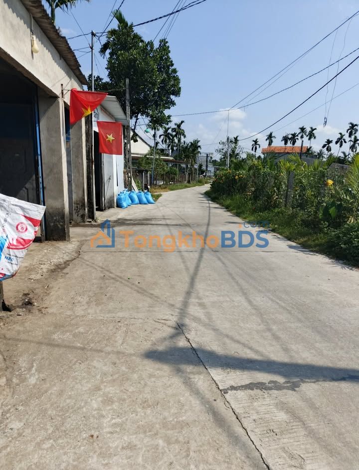 Đất Vườn Nghĩa Kỳ 216m² - Có Nhà Cấp 4, Vườn Cau Trĩu Quả - Giá 1 Tỷ