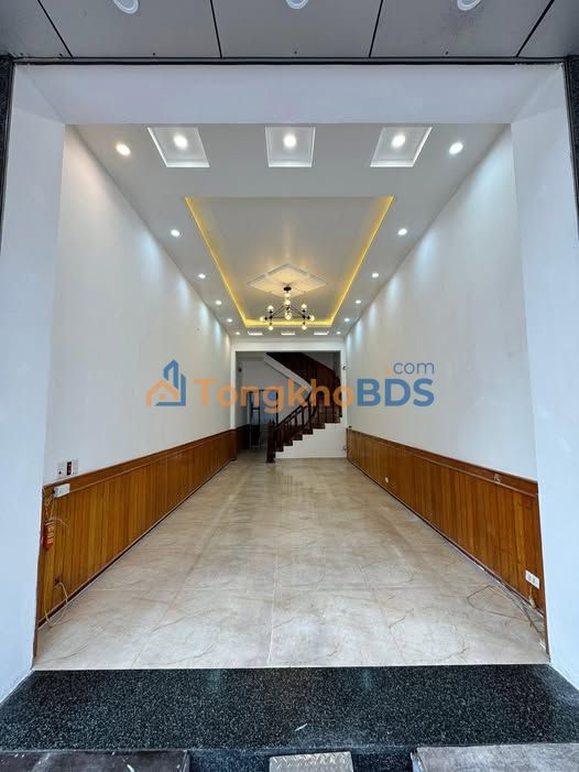 Cho thuê nhà mặt tiền Nguyễn Đức Thuận, Nam Định - 62m², 3.5 tầng, hướng Bắc