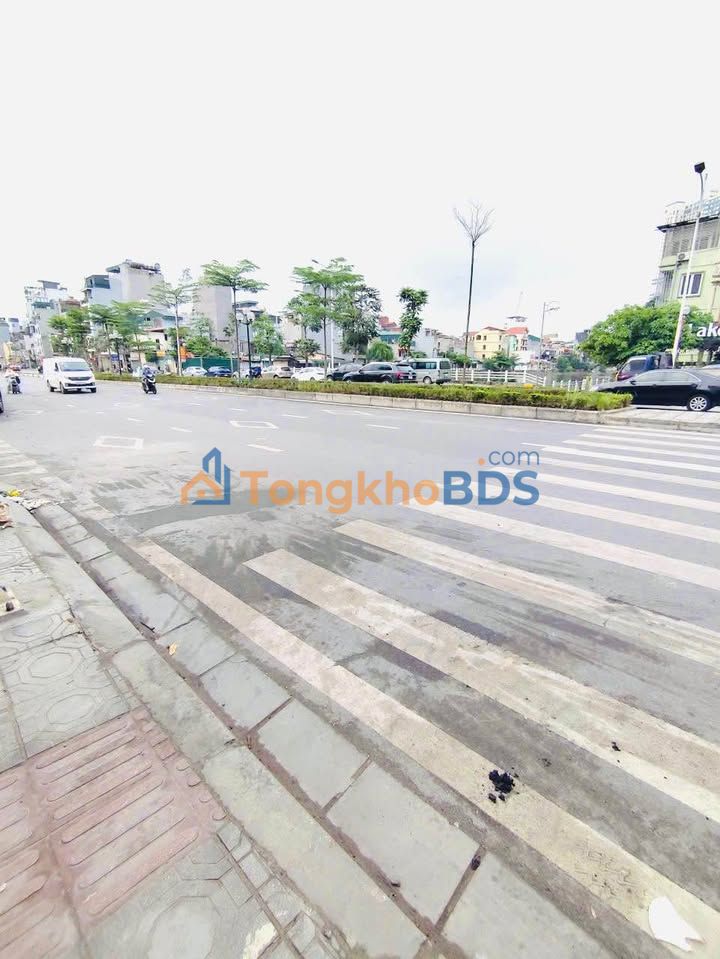 Cho thuê Toà nhà Mặt phố Hồng Tiến, Long Biên - 660m² Kinh doanh Đắc địa