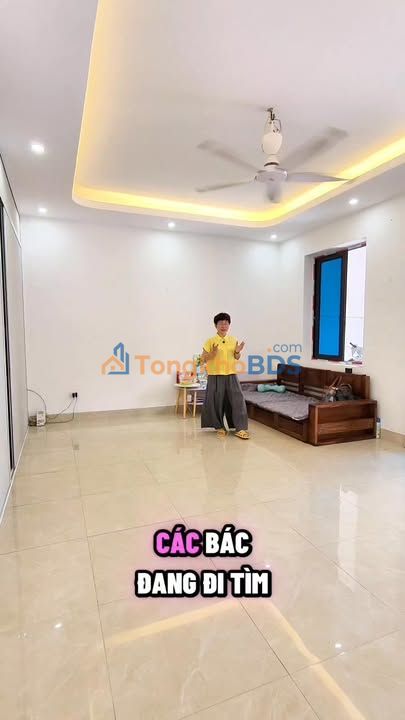 Nhà Mặt Tiền Kinh Doanh Định Công 80m² - Giá 2.5 Tỷ - Ô Tô Vào Tận Nơi