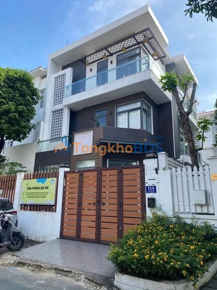 Bán Biệt Thự Cảnh Đồi Phú Mỹ Hưng 180m² - Giá 52 Tỷ - Sẵn Sàng Về Ở