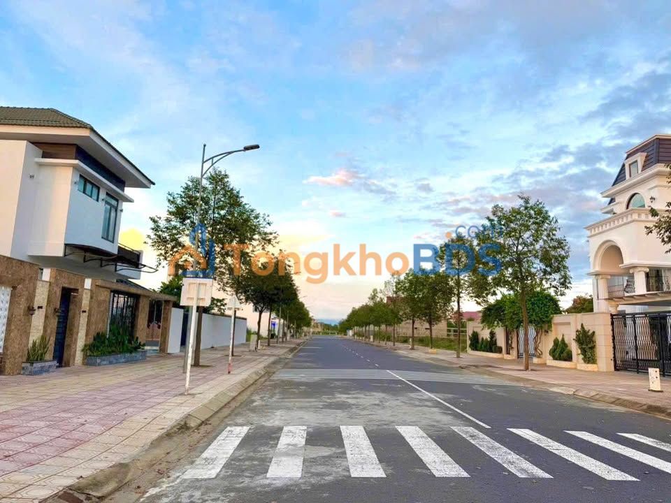 Đất Nền Kon Tum - 3 Lô Liền Kề Đường Lê Văn Việt, Nam Đăkbla, 2.x Tỷ