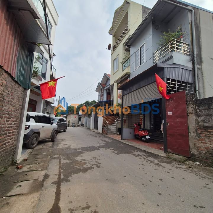 Nhà phố Minh Cầu 65m² - 3 Tỷ - Sẵn Sàng Ở Ngay!