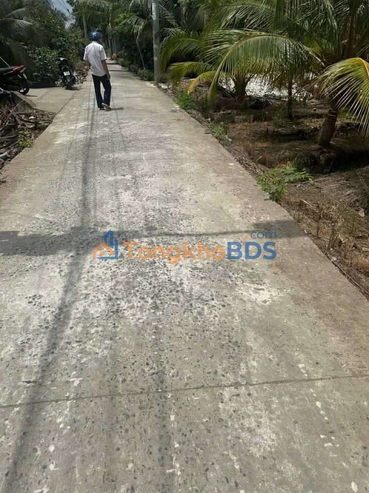 Đất nền 1096m² mặt tiền đường Bà Tư Gạo, Mỹ Tho - Sổ hồng thổ cư 150m²