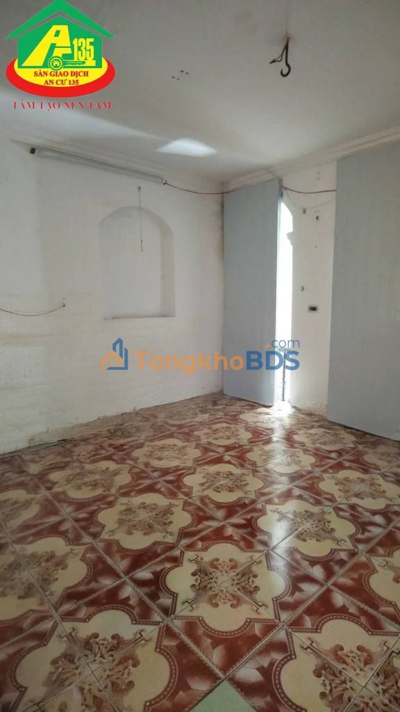 Nhà 2 Tầng Hải Thượng Lãn Ông, Ninh Bình - 52m² - Sổ Đỏ Sẵn Sàng Giao Dịch