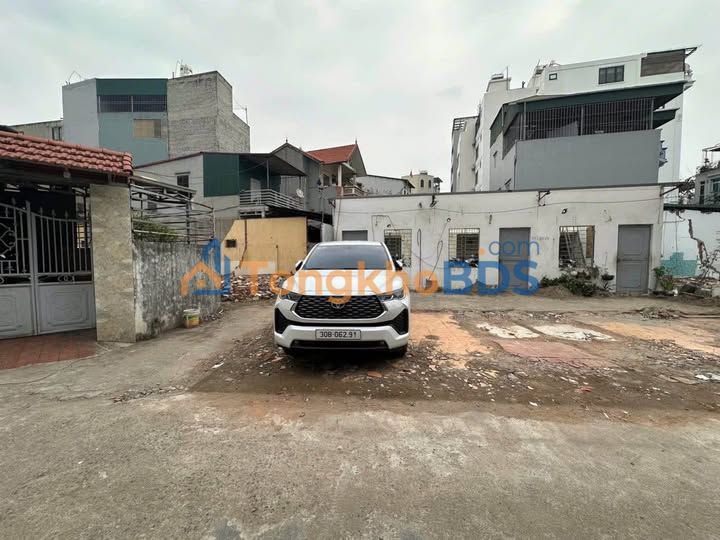 Đất Phố Trạm Long Biên 63m² - Ô Tô Vào Tận Nơi - Sổ Đỏ Chính Chủ