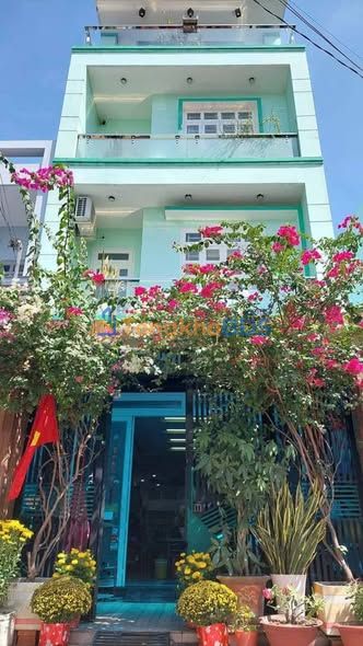 Nhà 5.5x18m Hẻm Xe Tải Lê Trọng Tấn Tân Phú - 6PN - 11.5 Tỷ