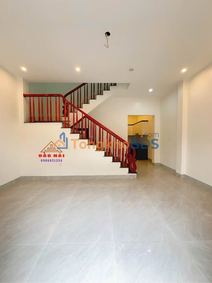 Nhà 2 Tầng Trần Hưng Đạo, Đông Hưng 45.4m² - Giá 1.4 Tỷ Hướng Nam