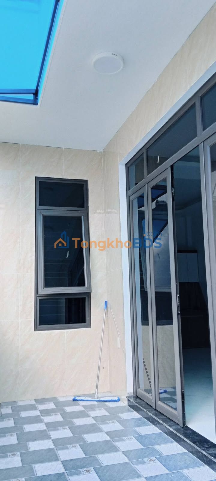 Nhà 3 Tầng Đại Lai Phú Xuân 40m² - Sân Nhỏ Xinh, Gần Đường Lớn