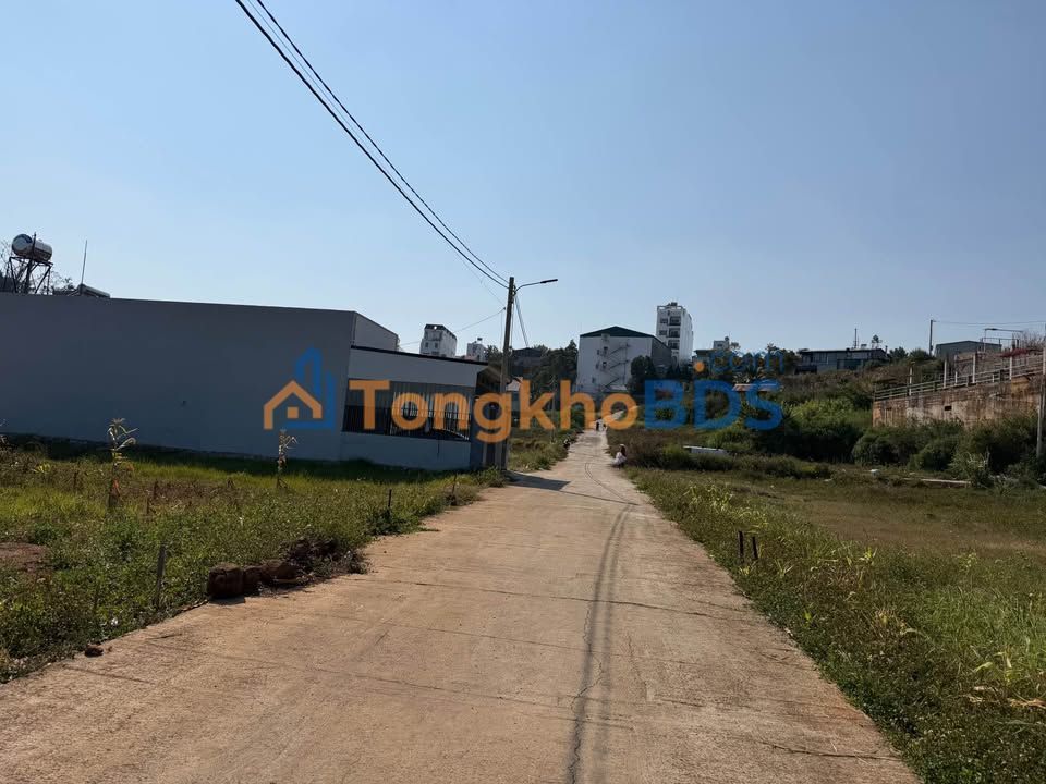 Đất Nền Góc 2 Mặt Tiền Gần Sân Bay Liên Khương - 235m² Thổ Cư Giá Tốt