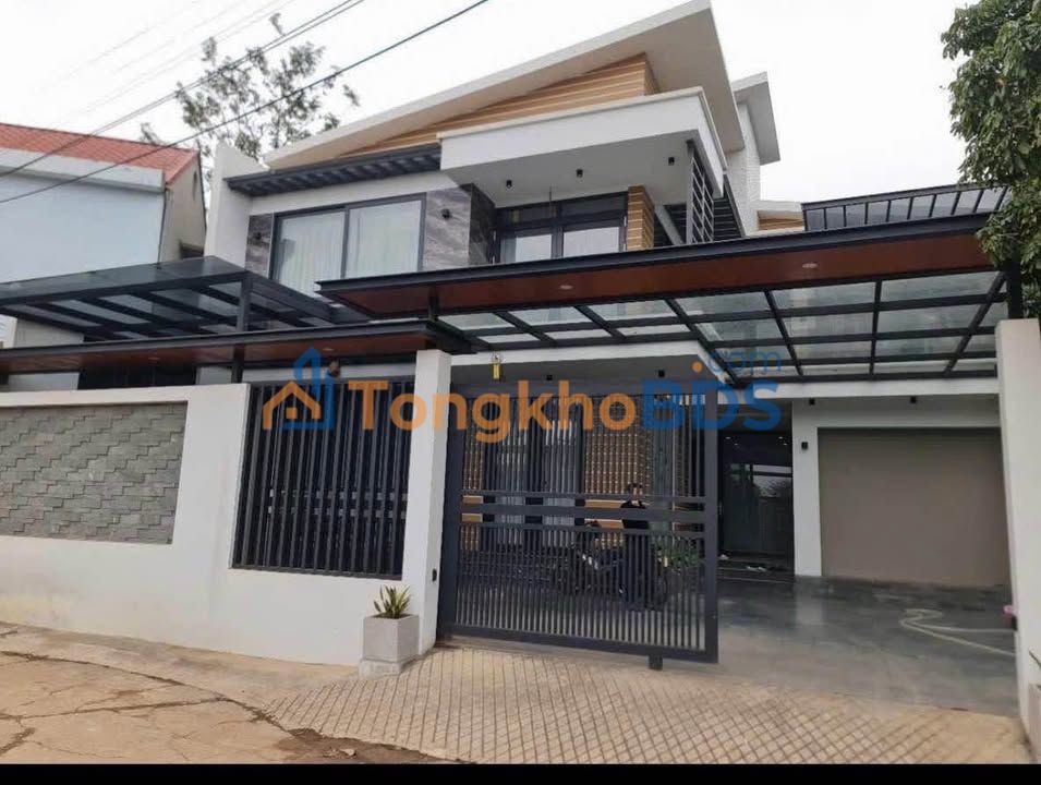 Nhà 470m² Sông Công, Thái Nguyên - Ô tô vào nhà, Vườn rộng, Giá 4 tỷ